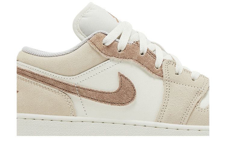 Jordan 1 Low SE Legend Light Brown (GS)