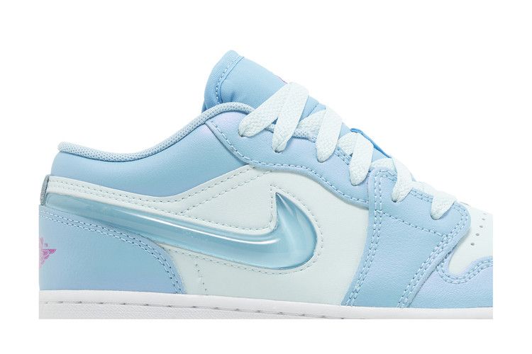 Jordan 1 Low SE Aquarius Blue (GS)