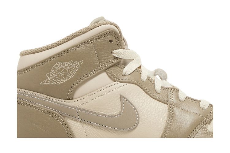 Jordan 1 Mid Legend Brown (GS)