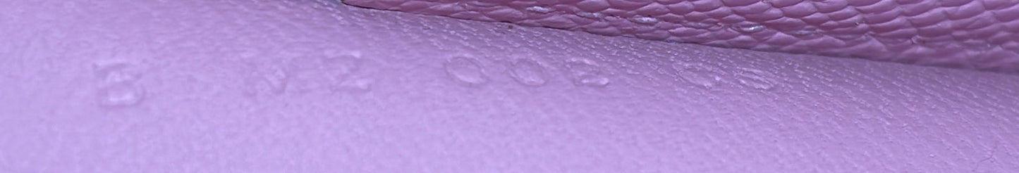 Nouveau To Go Wallet Epsom with Swift