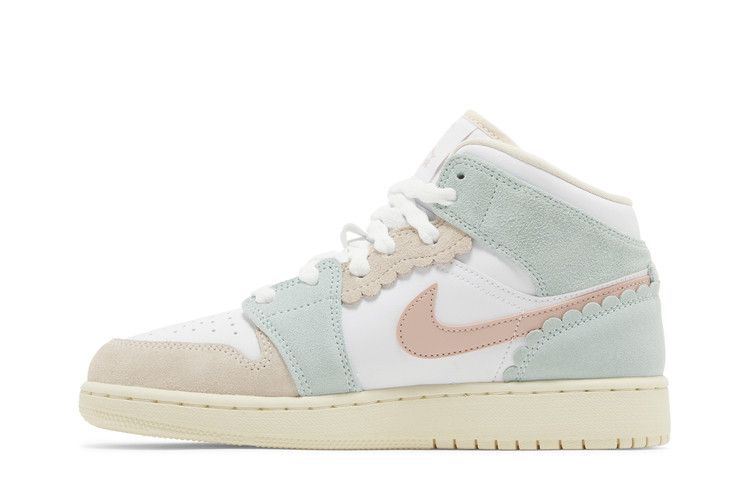 Jordan 1 Mid SE Pink Oxford (GS)