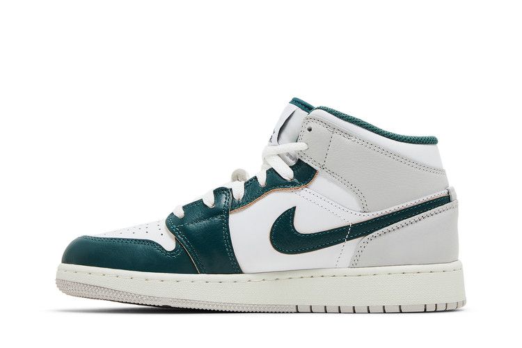 Jordan 1 Mid SE Oxidized Green (GS)