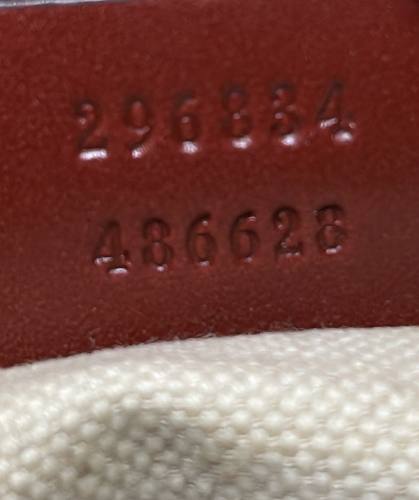 Sukey Messenger Bag GG Canvas Medium