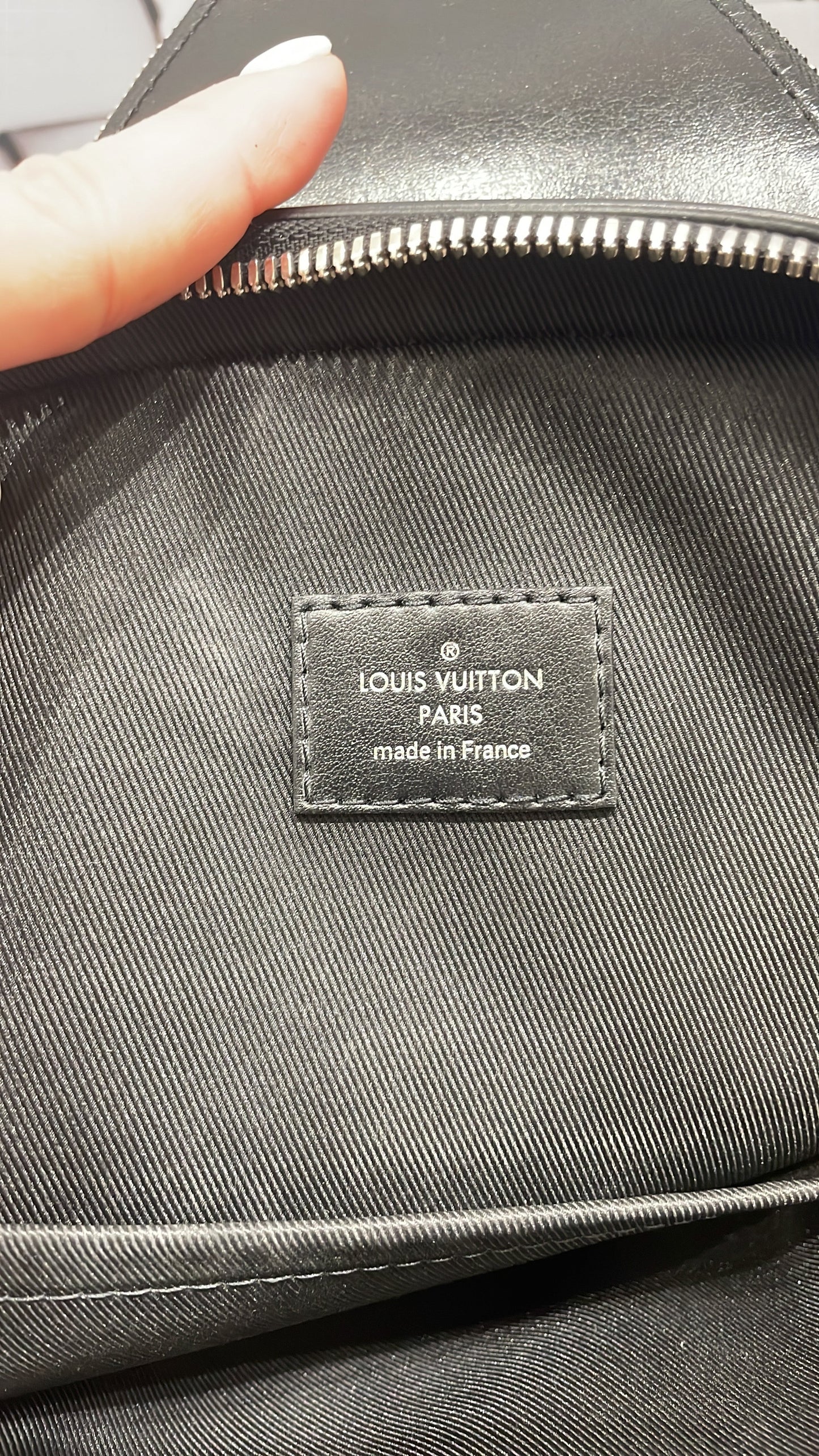 Avenue Sling Bag NM Monogram Canvas