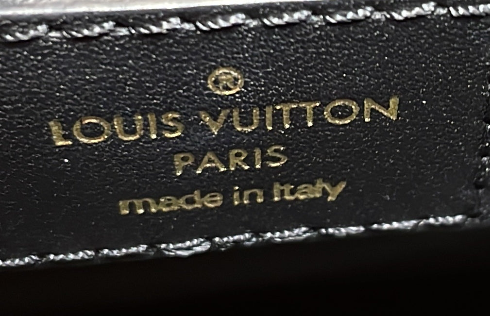 New Wave Chain Bag NM Quilted Leather PM