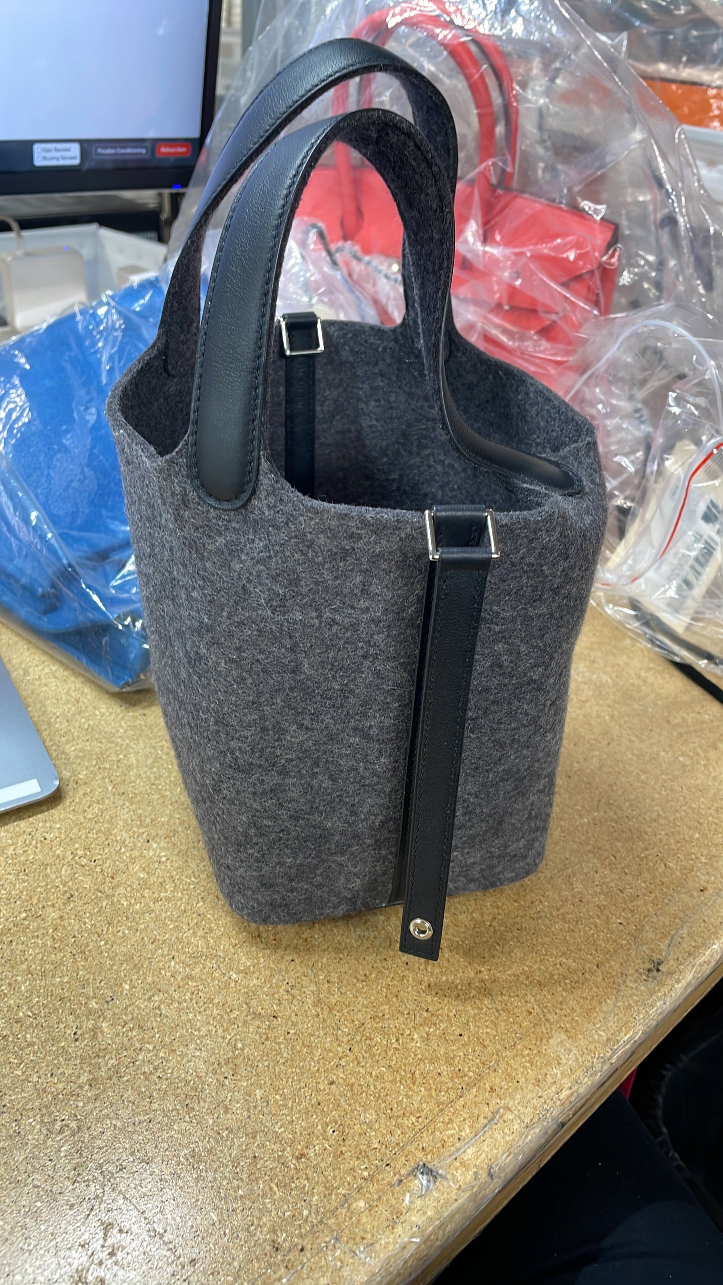 Picotin Lock Bag Felt with Leather PM