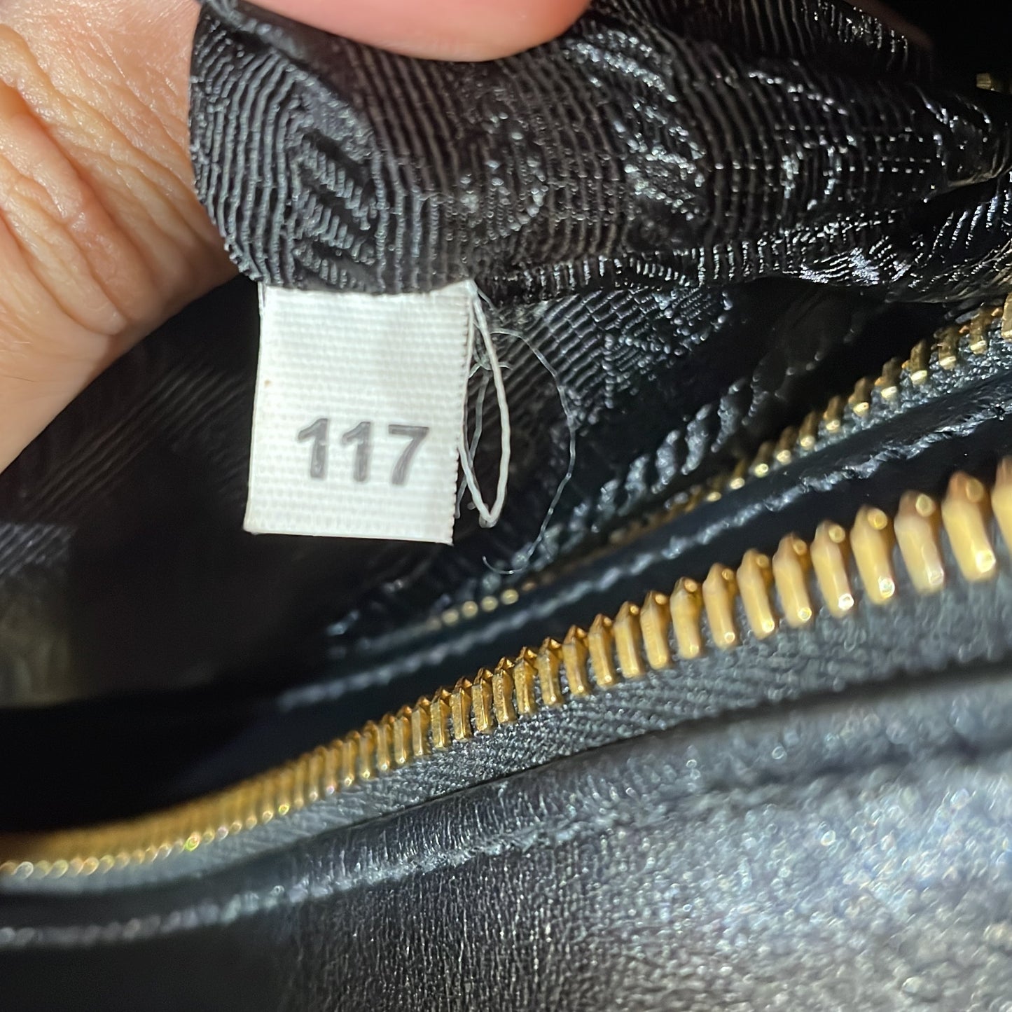 Esplanade Tote Saffiano with City Calf Medium