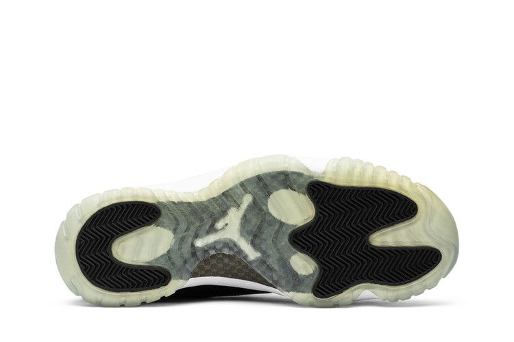 Jordan 11 Retro Concord DMP (2006)