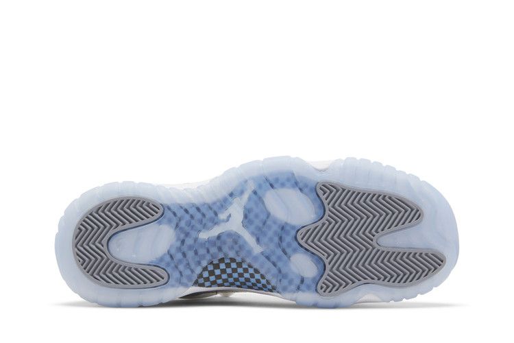 Jordan 11 Retro Low Cement Grey (GS)