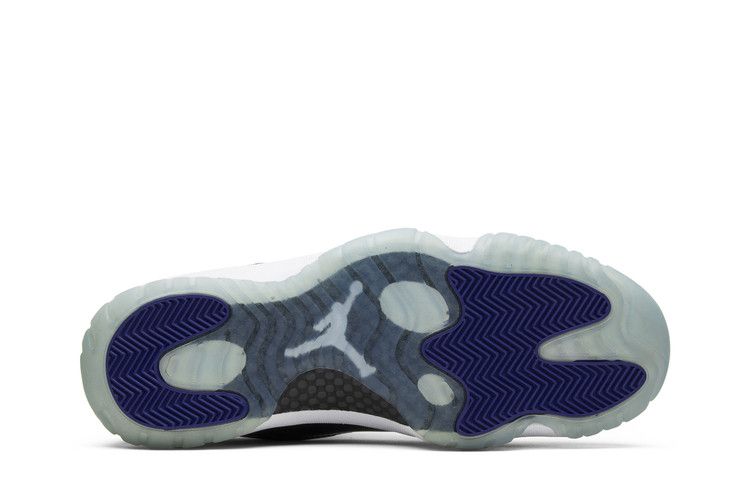 Jordan 11 Retro Low Concord