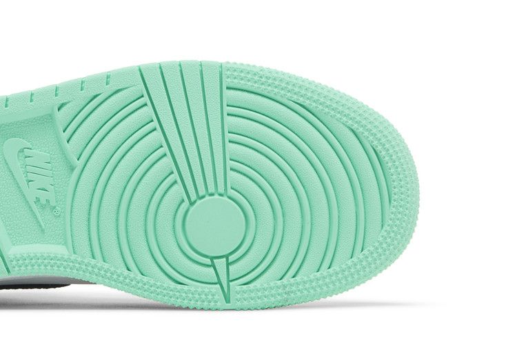 Jordan 1 Retro High OG Green Glow (GS)