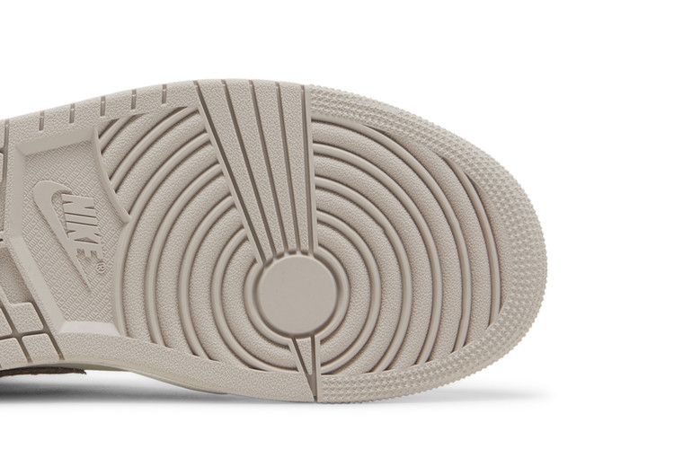 Air Jordan 1 Mid SE Craft Taupe Haze