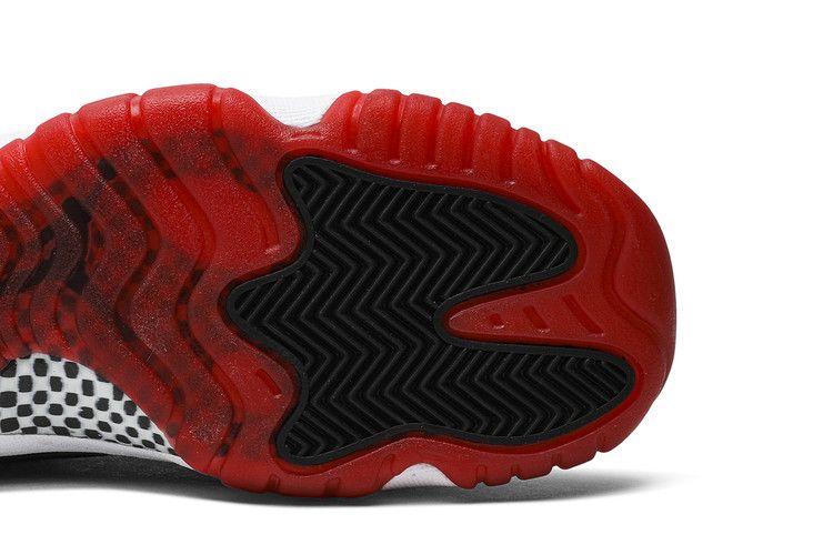 Jordan 11 Retro Playoffs Bred (2019) (GS)