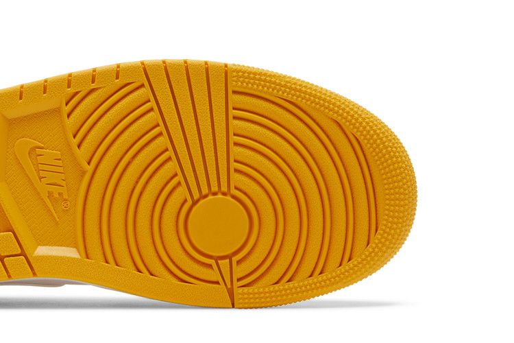 Jordan 1 Low Taxi
