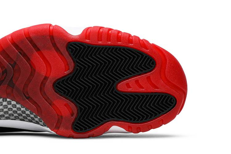 Jordan 11 Retro Low Concord Bred
