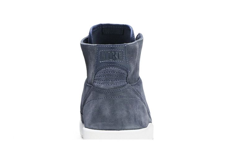 Jordan 2 Retro Decon Thunder Blue