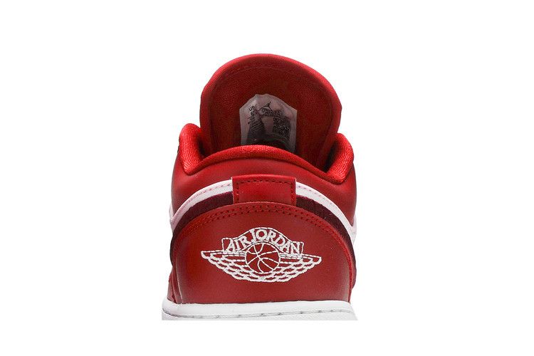 Jordan 1 Low SE Red Quilt (GS)