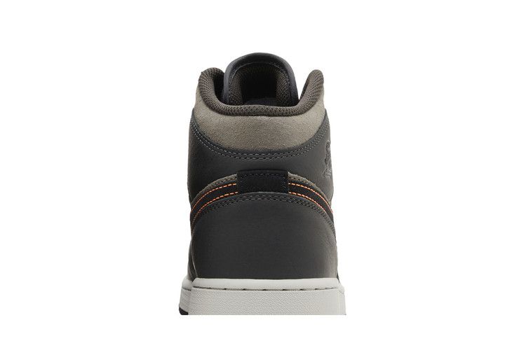 Jordan 1 Mid SE Night Stadium (GS)