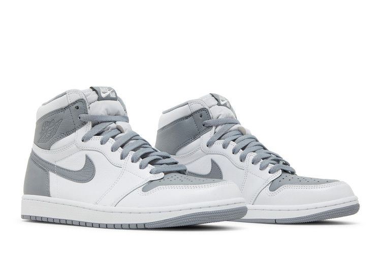 Jordan 1 Retro High OG Stealth