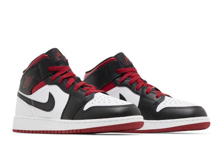 Jordan 1 Mid Gym Red Black Toe (GS)