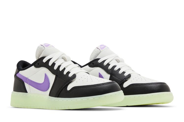 Jordan 1 Retro Low OG Black Raspberry (GS)
