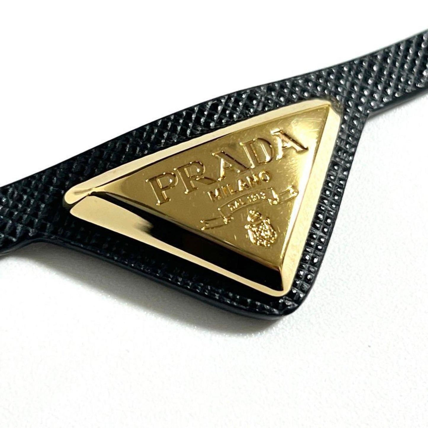 Bracelet Metal and Saffiano Triangle Leather