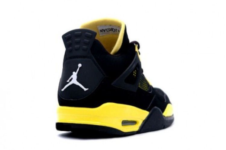 Jordan 4 Retro Thunder (2006)