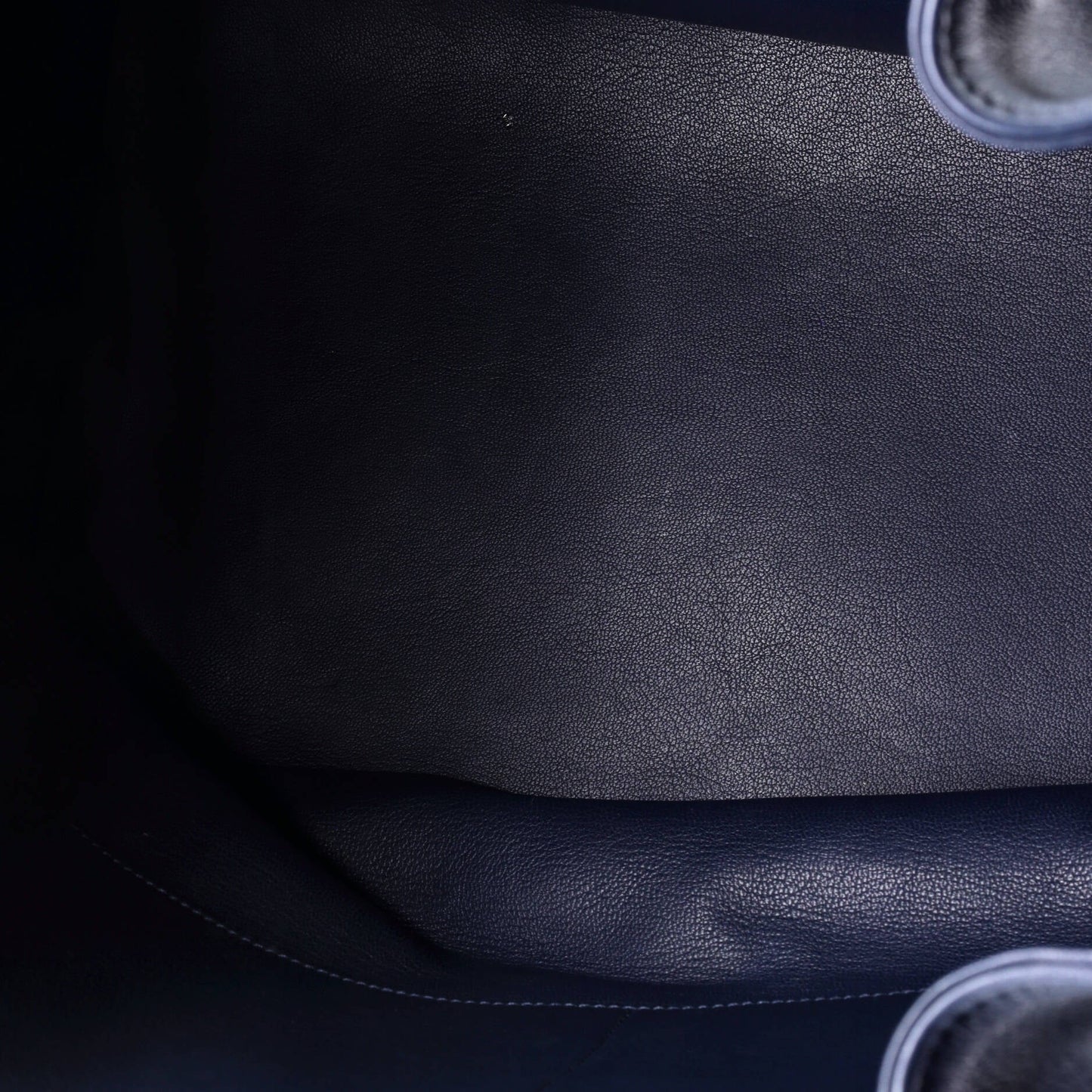 Haute Maroquinerie Noe Handbag Leather