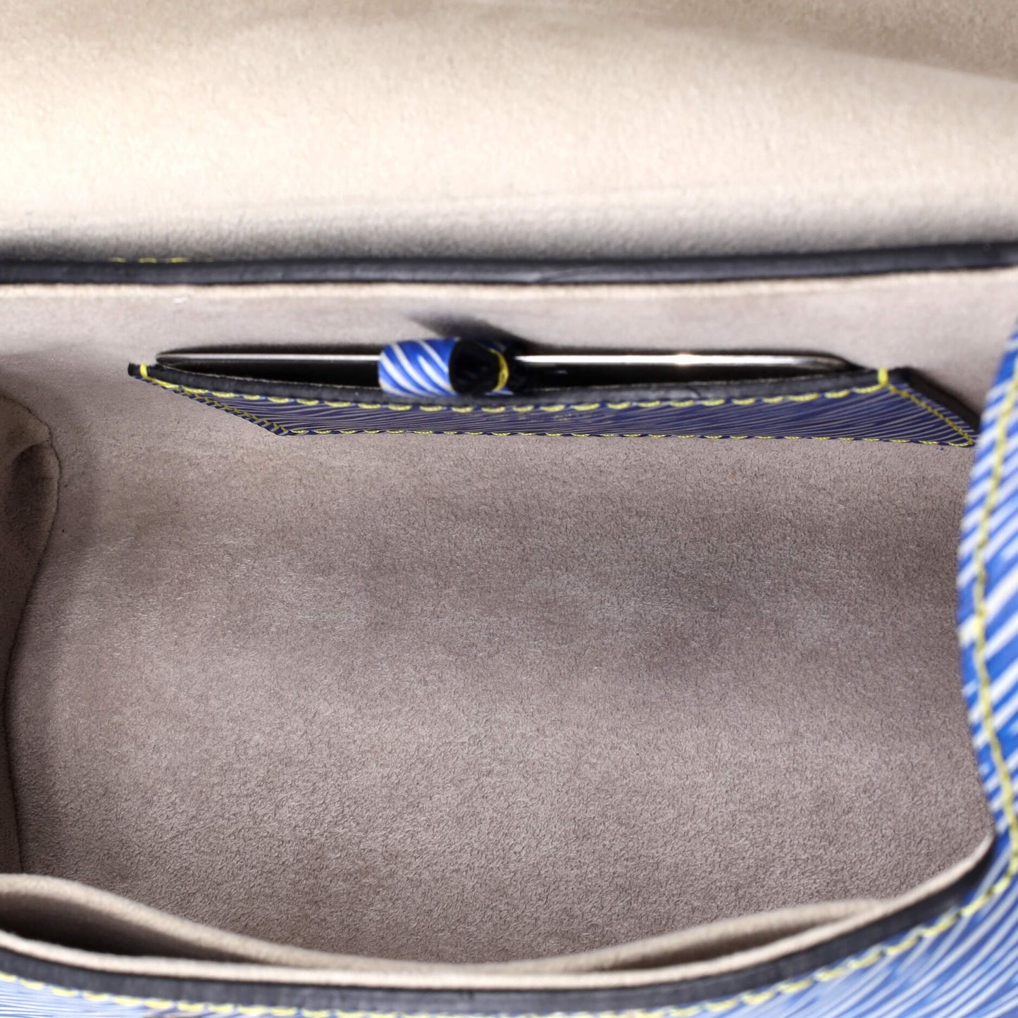 Twist Handbag Epi Leather PM