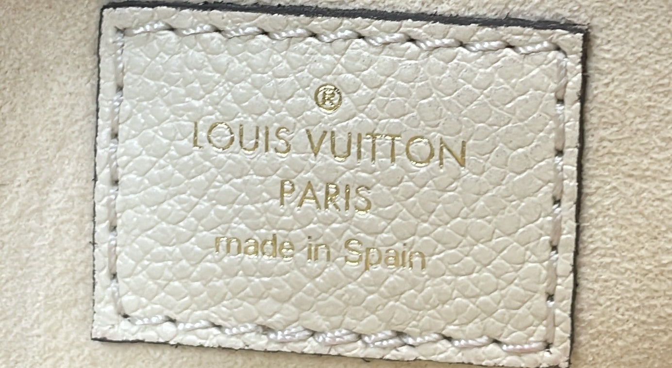 Multi Pochette Accessoires Monogram Empreinte Giant