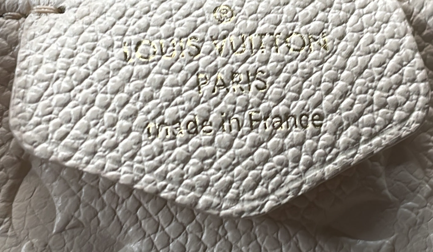 Easy Pouch on Strap Monogram Empreinte Leather