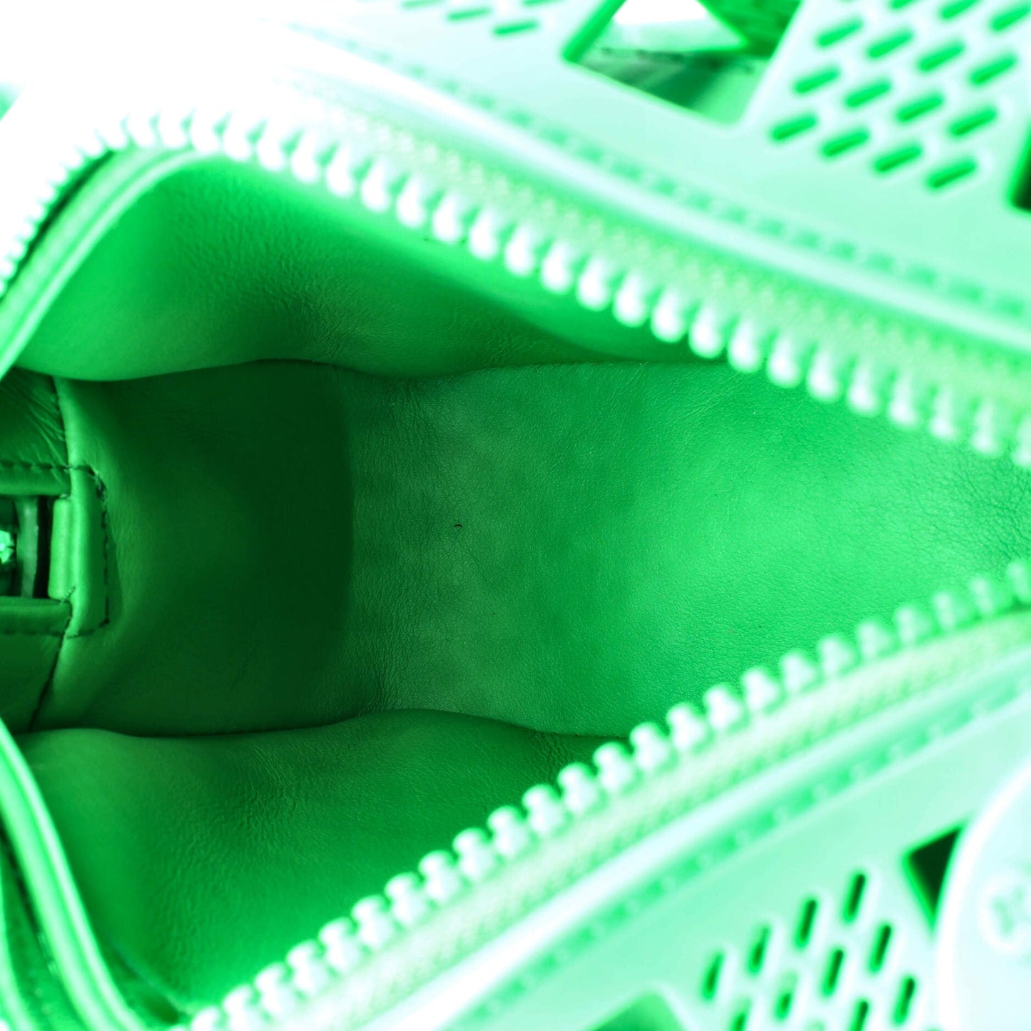 Soft Trunk Bag Recycled Rubber Mini