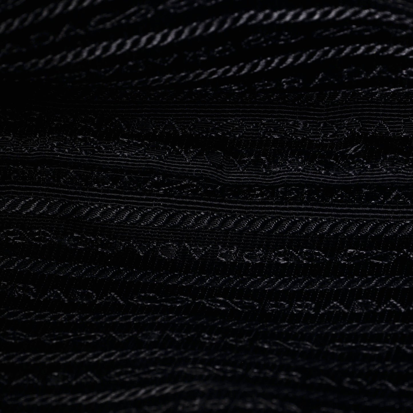 Front Pocket Messenger Bag Tessuto Medium