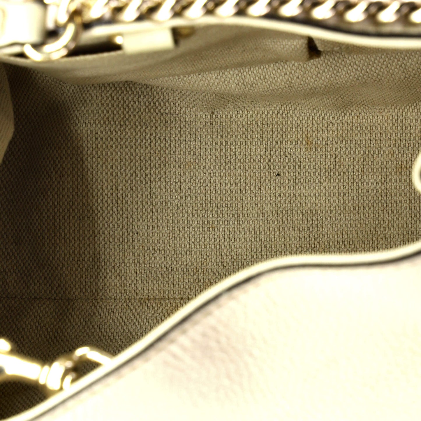 Soho Chain Strap Shoulder Bag Leather Medium