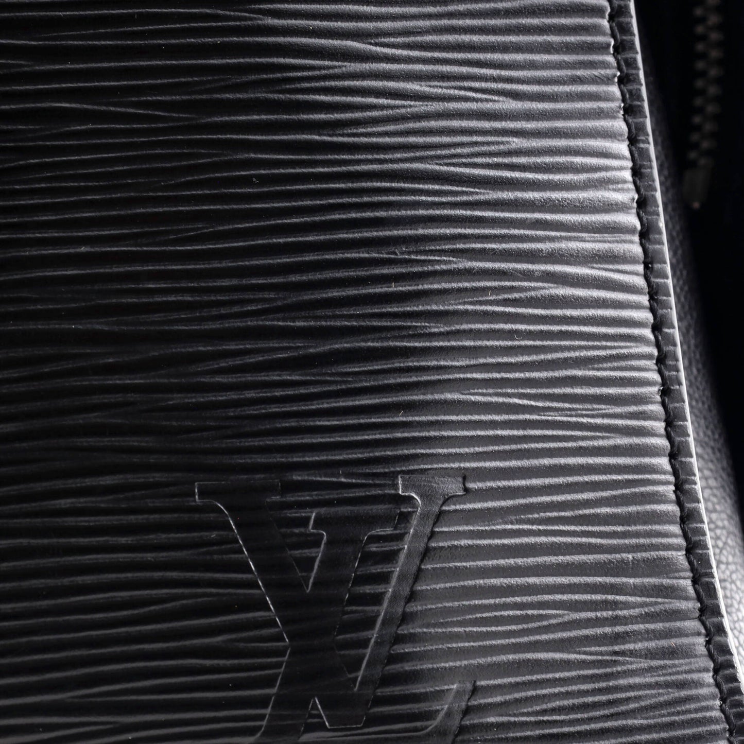 Vaneau Handbag Epi Leather MM