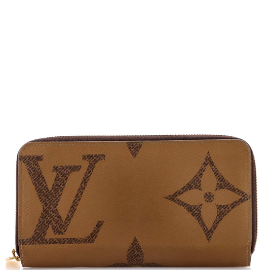 Zippy Wallet Reverse Monogram Giant