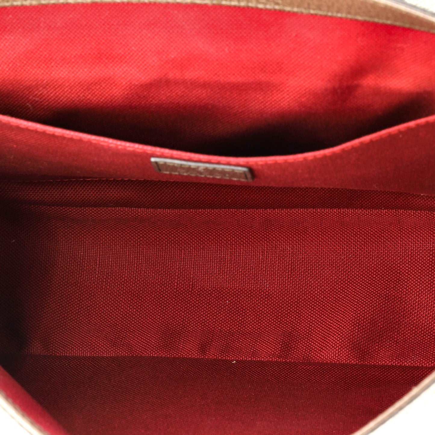 Interlocking G Patch Messenger Bag GG Coated Canvas Medium