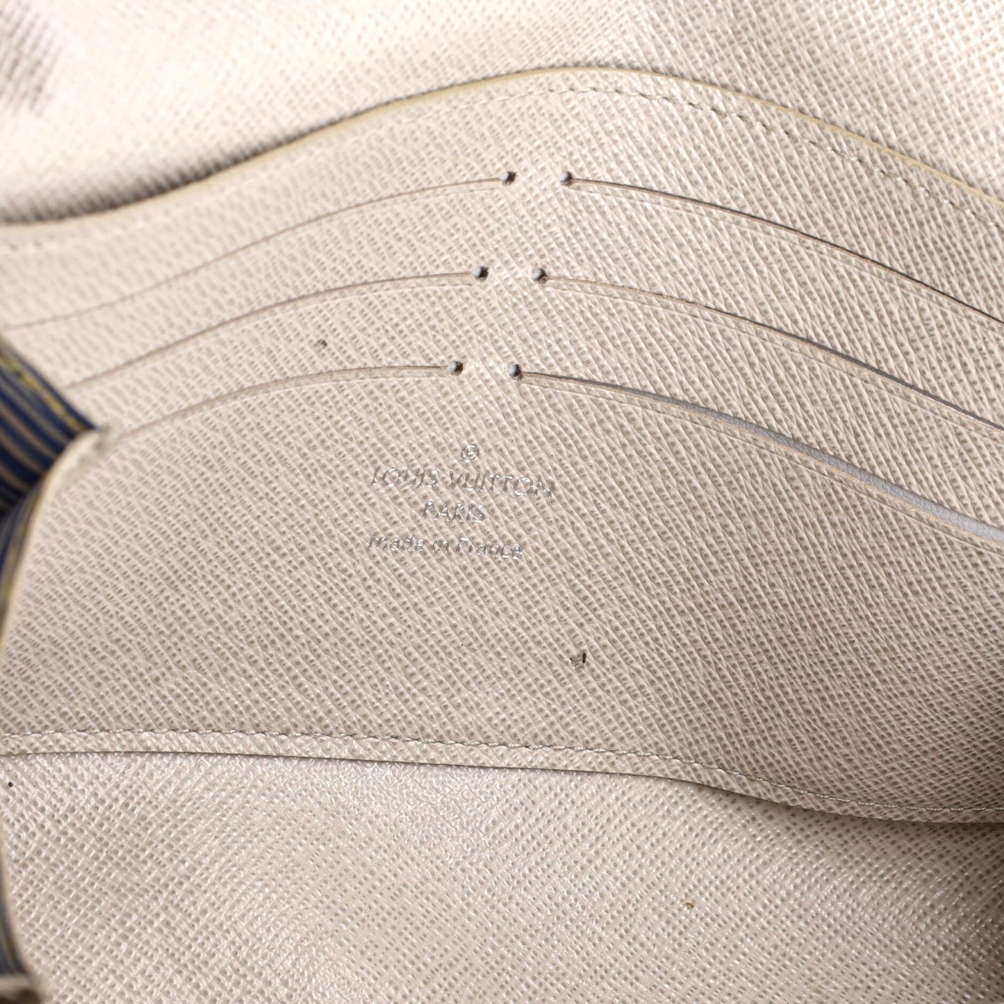 Twist Chain Wallet Epi Leather