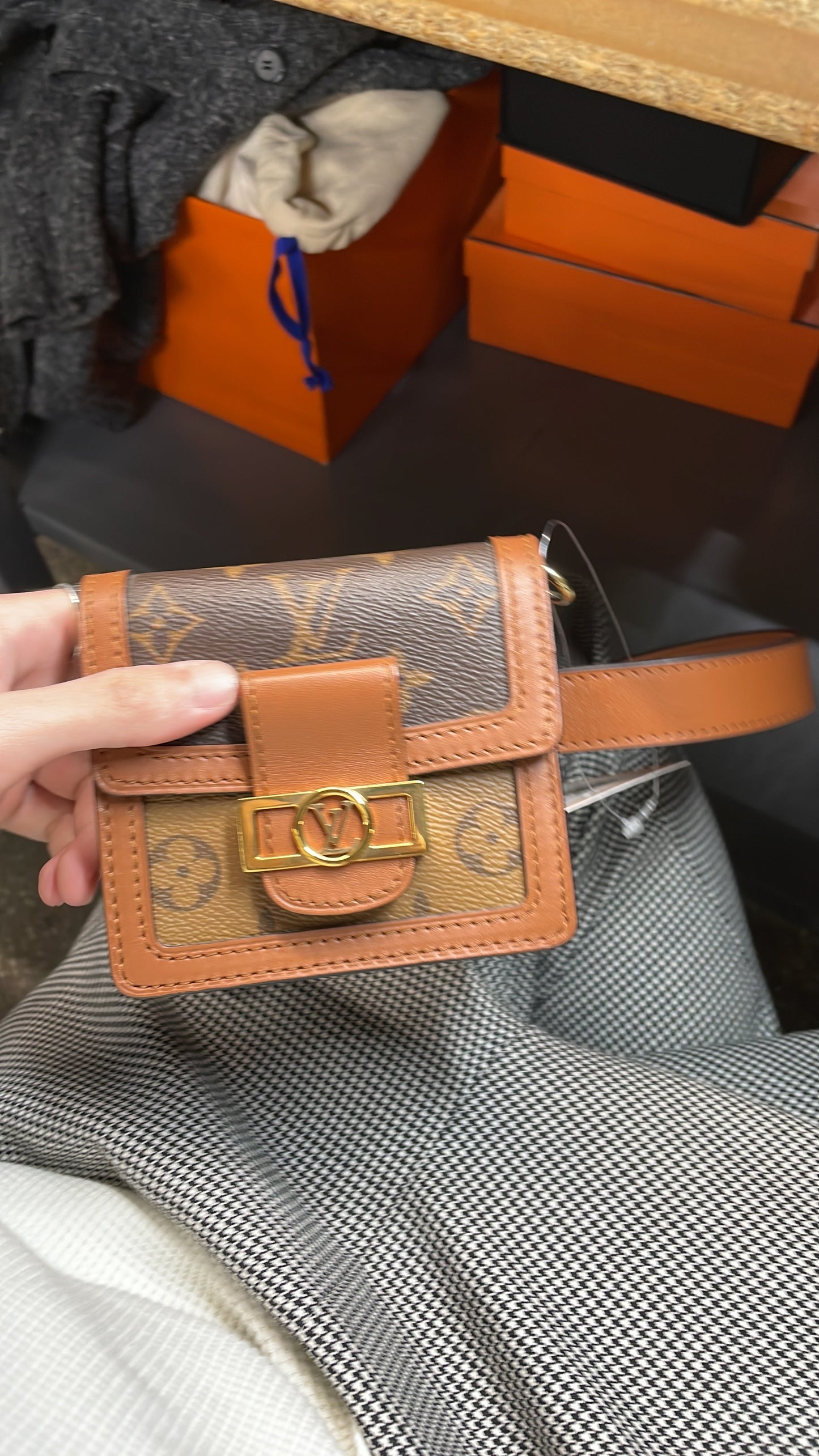 Dauphine Bumbag Reverse Monogram Canvas BB