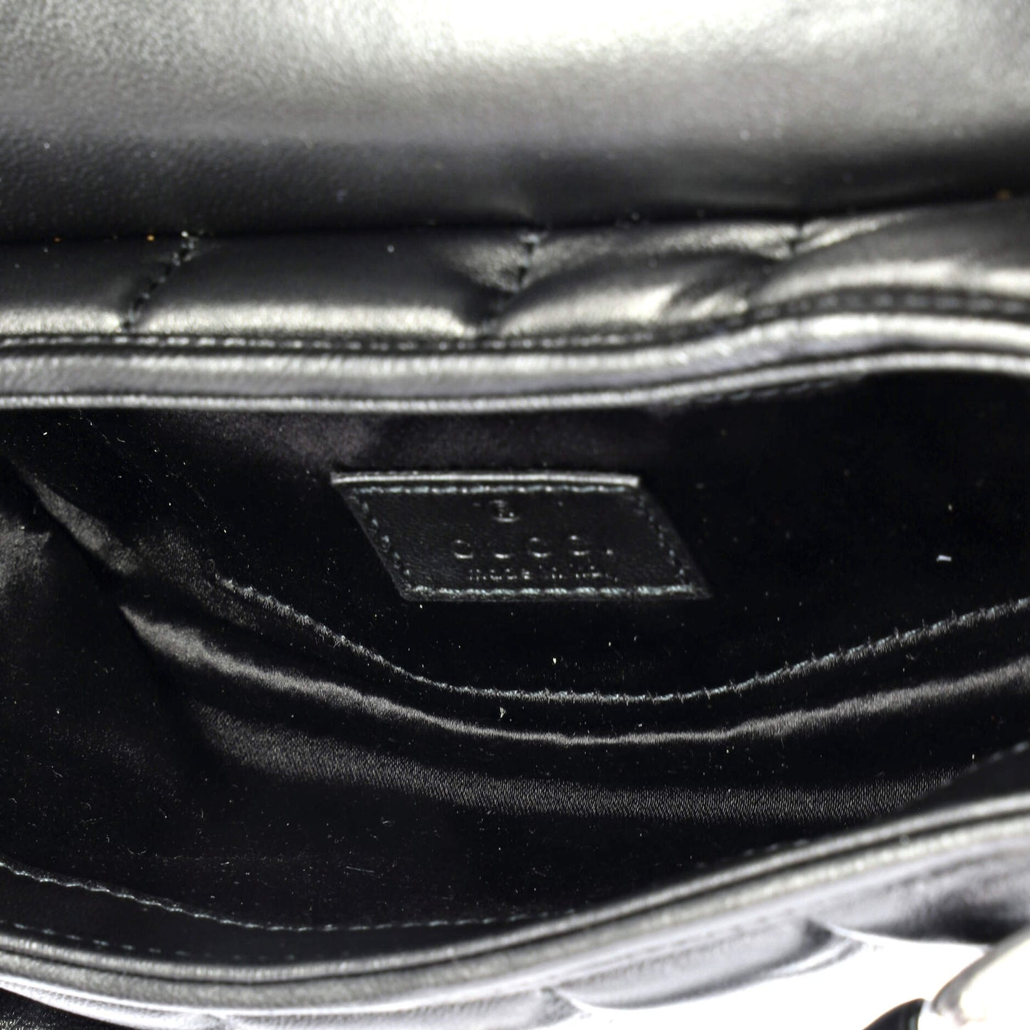 Horsebit Chain Shoulder Bag Vertical Quilted Leather Small