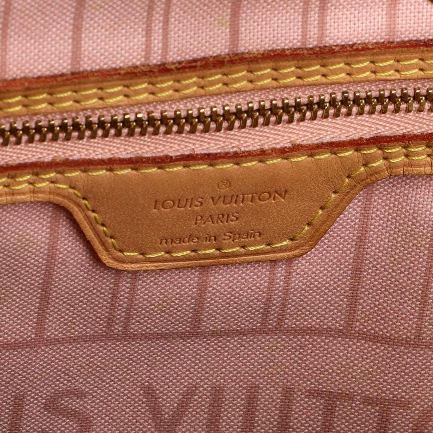 Neverfull NM Tote Limited Edition Damier Tahitienne MM