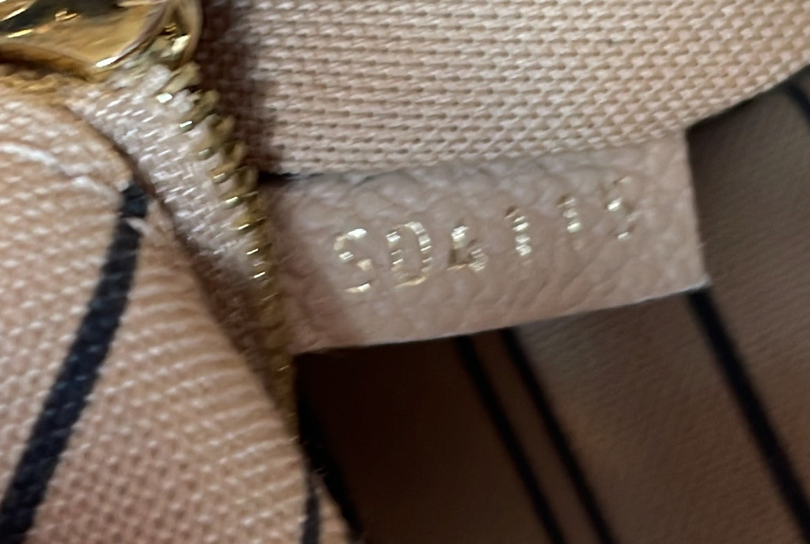 Bagatelle Hobo Monogram Empreinte Leather