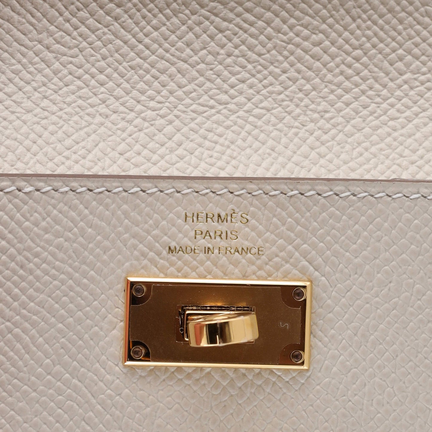 Kelly Pocket Compact Wallet Epsom