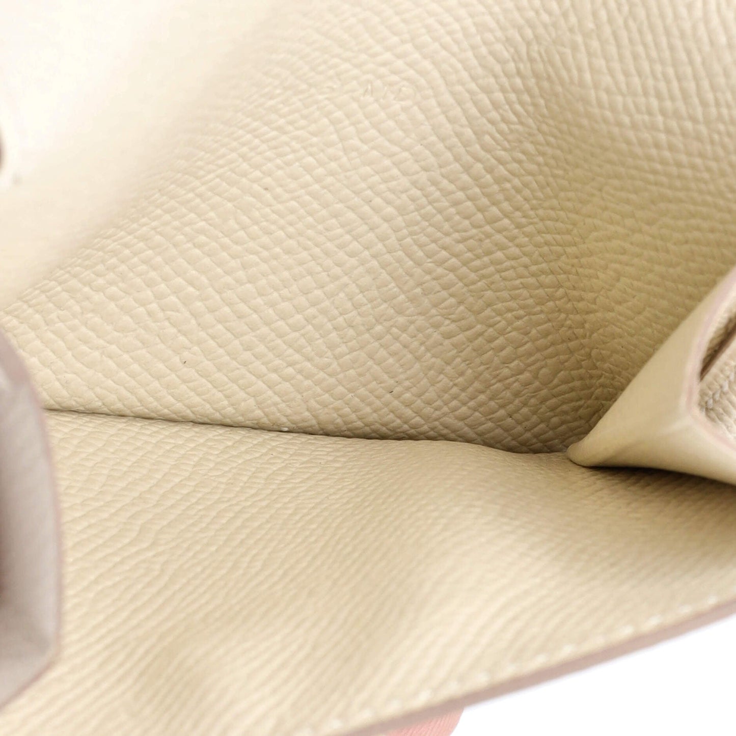 Kelly Pocket Compact Wallet Epsom