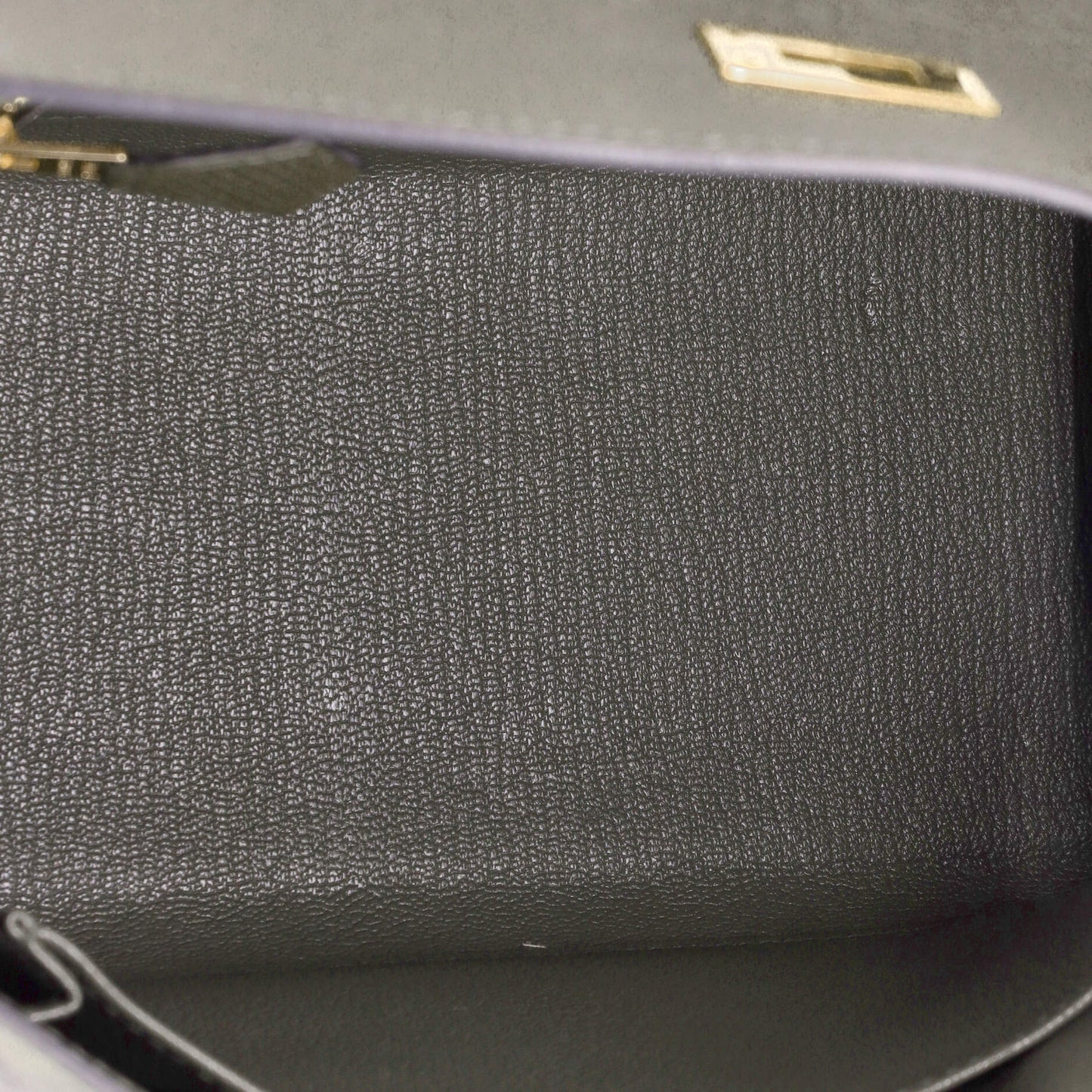 Kelly Handbag Vert Maquis Epsom with Gold Hardware 25