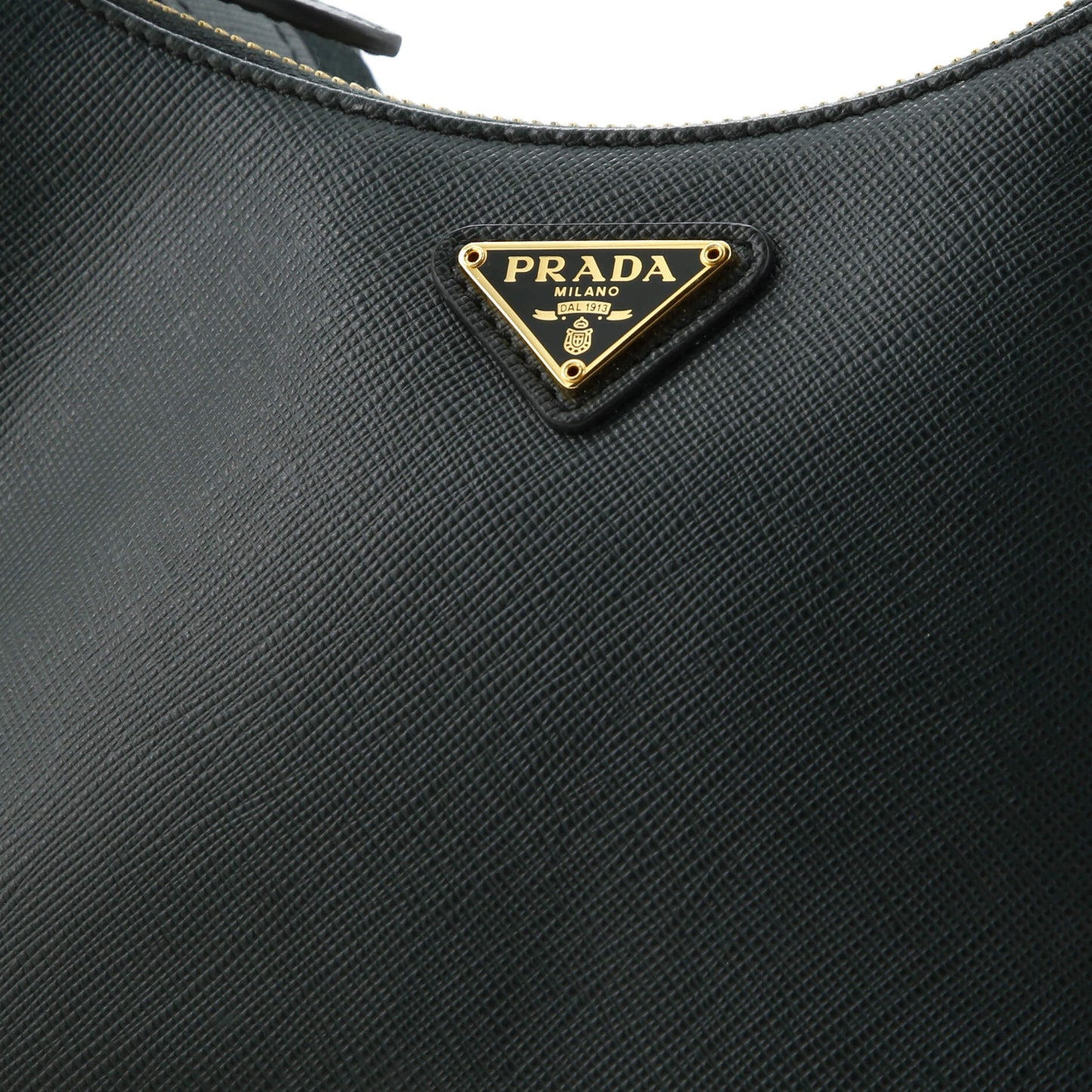 Re-Edition 2005 Shoulder Bag Saffiano Leather Small