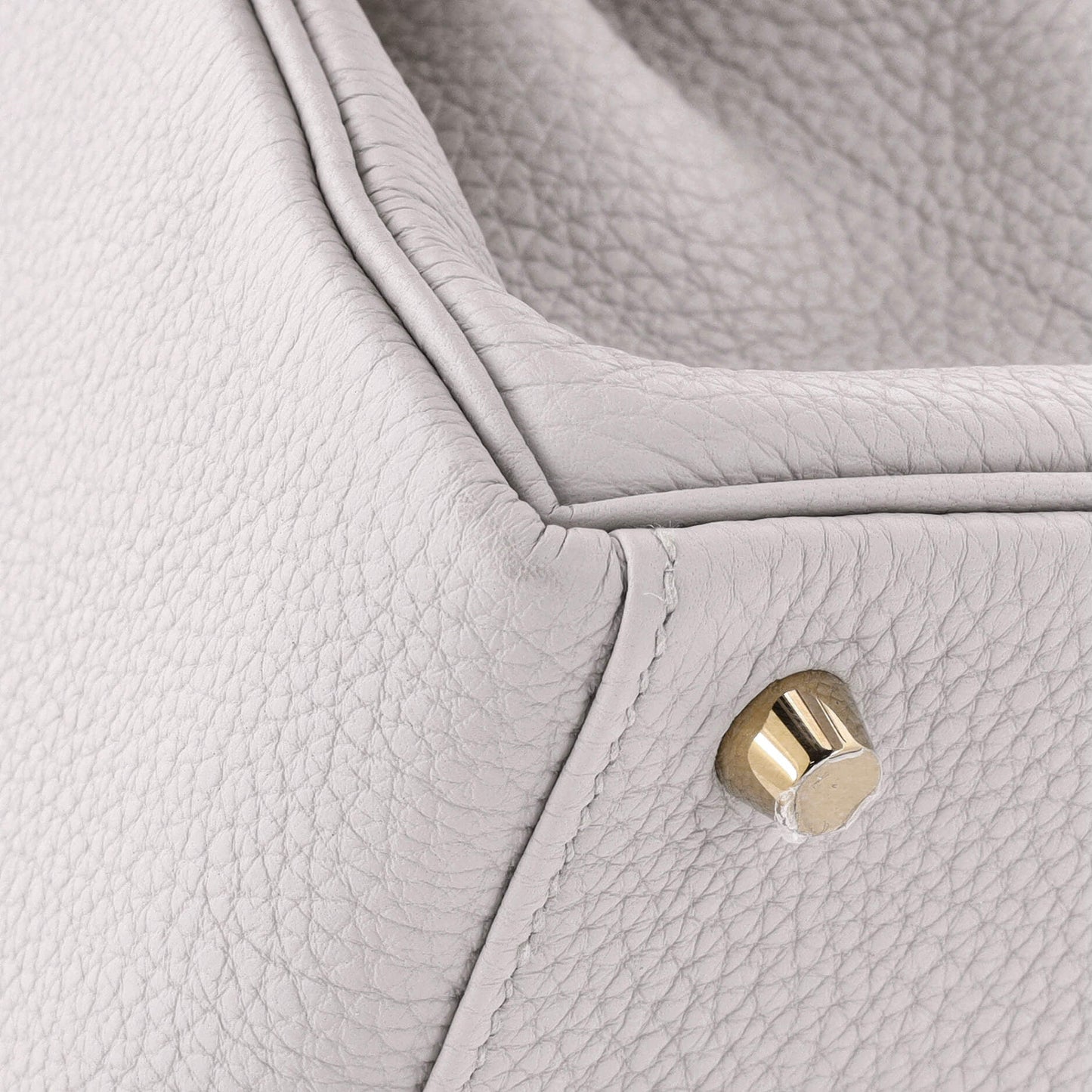 Kelly Handbag Light Togo with Gold Hardware 28