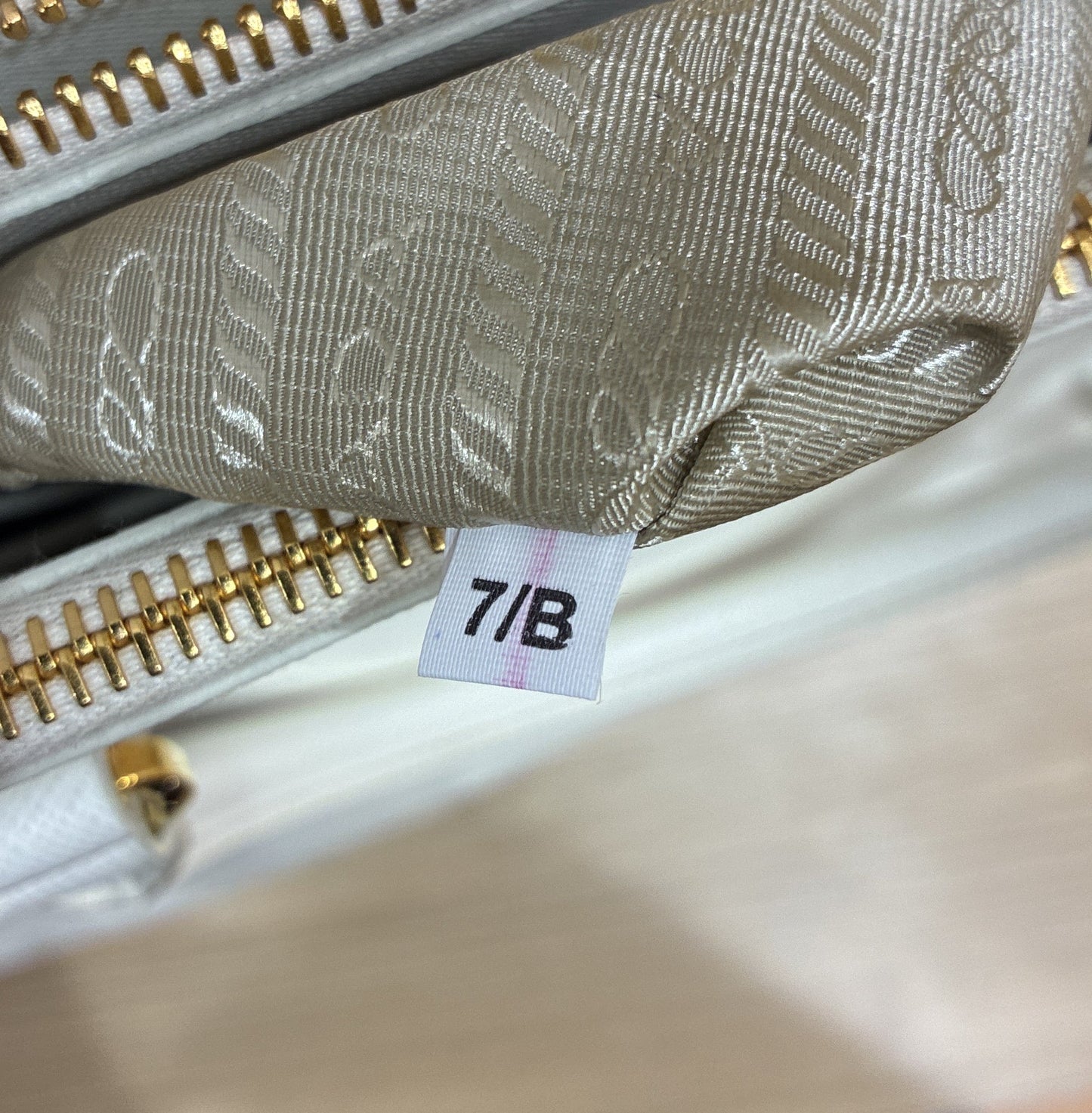 Galleria Double Zip Tote Saffiano Leather Medium