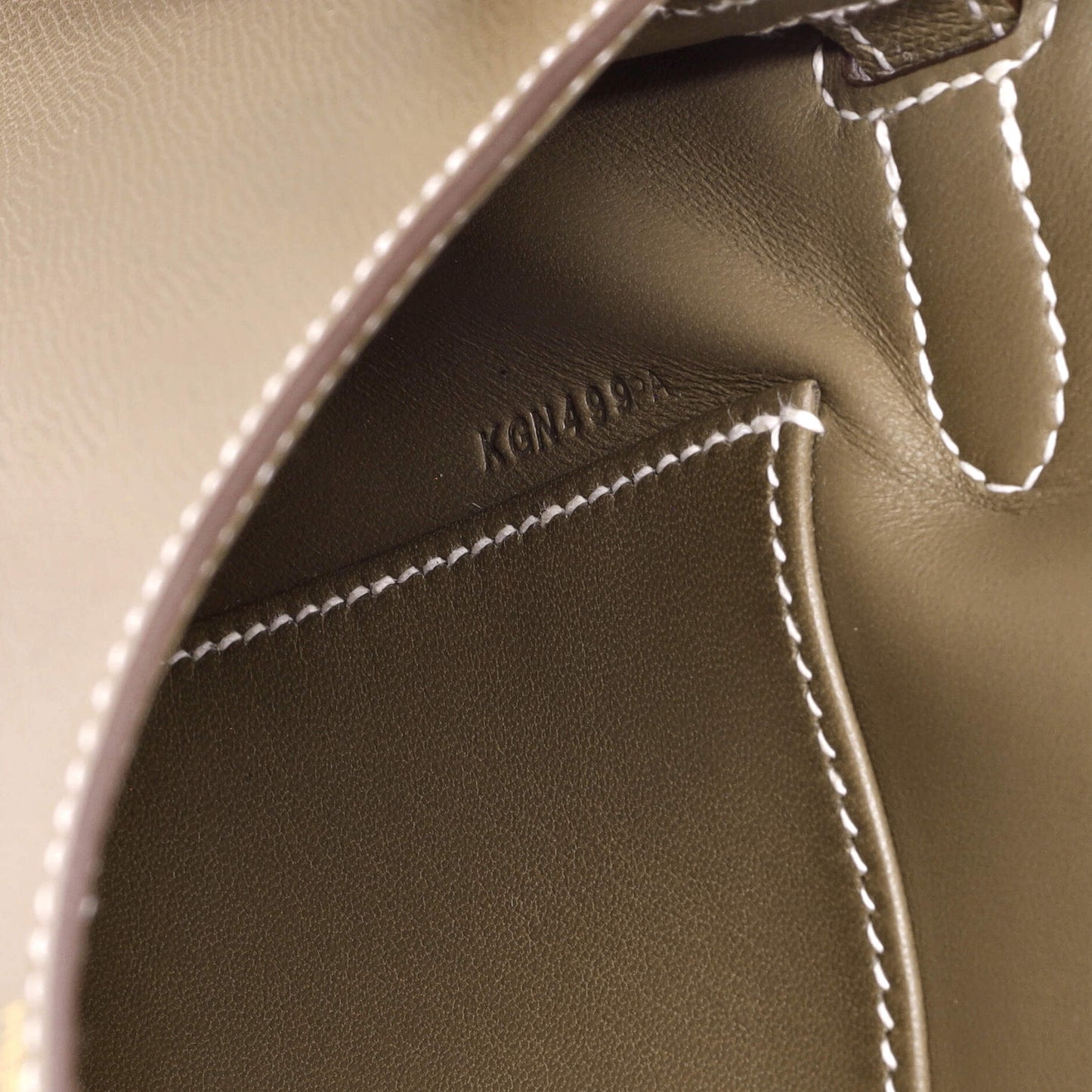 Kelly Elan Shoulder Bag Madame