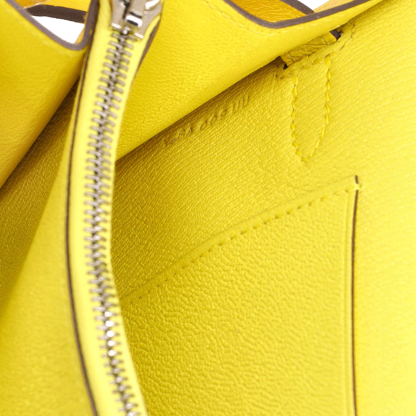 Kelly To Go Wallet Ostrich